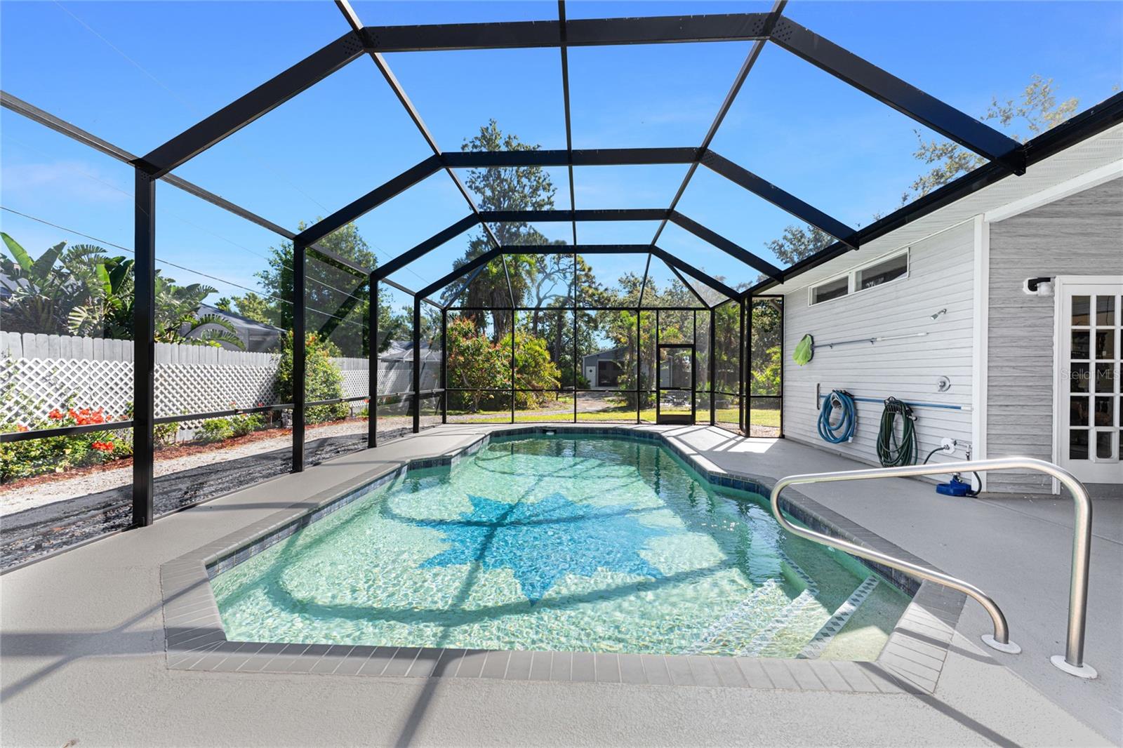 820 BAYSHORE DR, ENGLEWOOD, FL, 34223