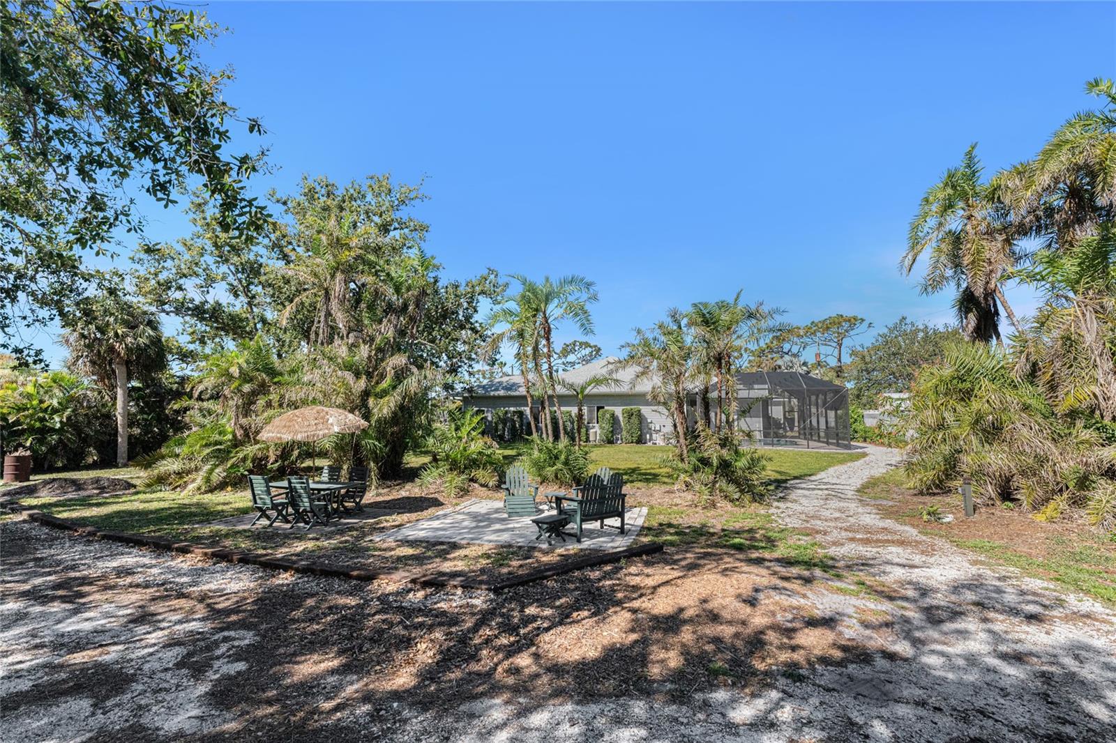 820 BAYSHORE DR, ENGLEWOOD, FL, 34223