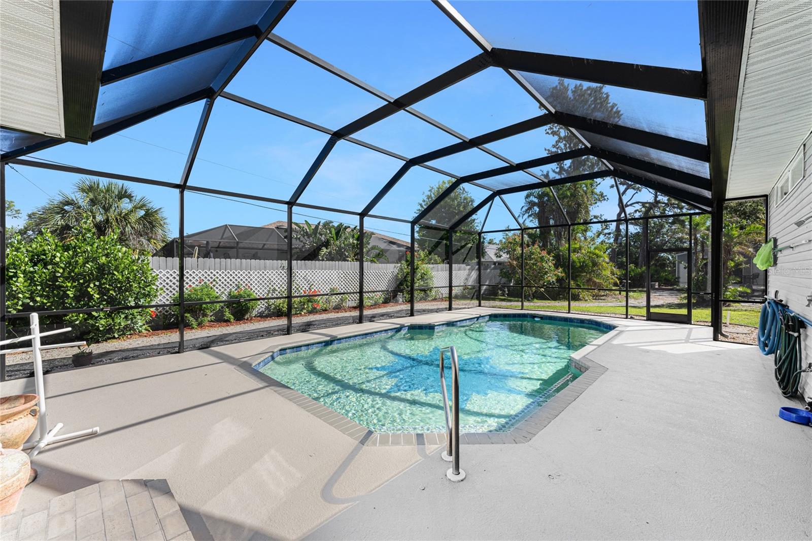 820 BAYSHORE DR, ENGLEWOOD, FL, 34223
