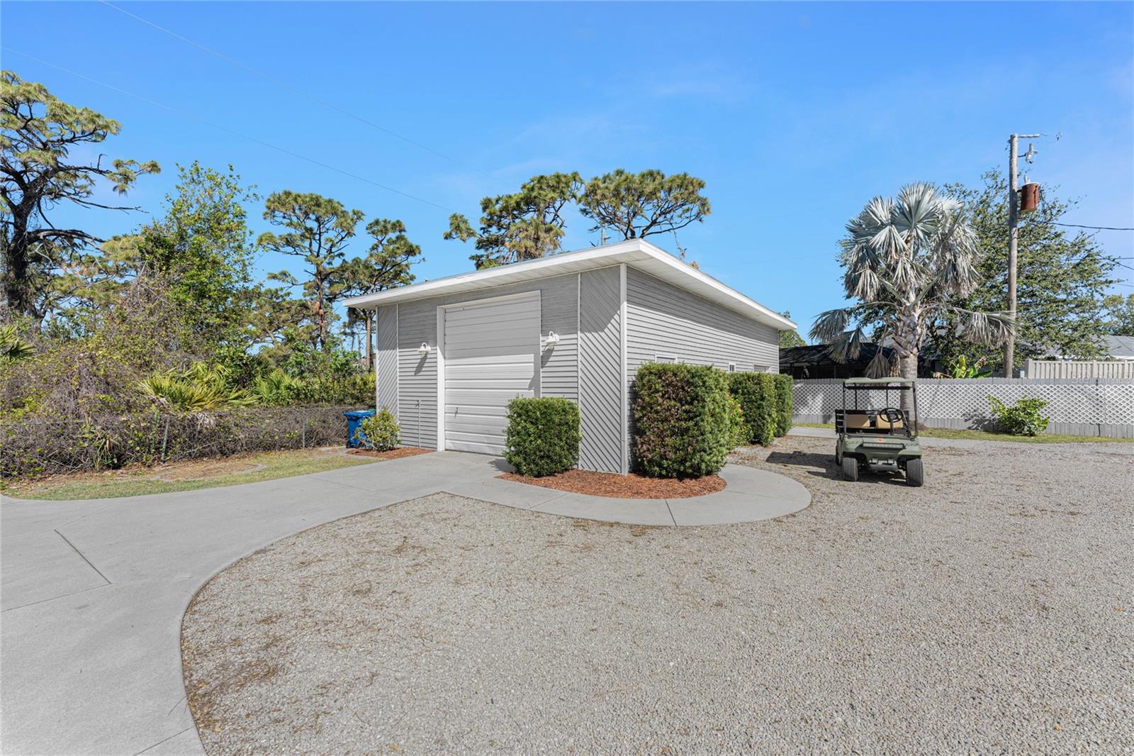 820 BAYSHORE DR, ENGLEWOOD, FL, 34223