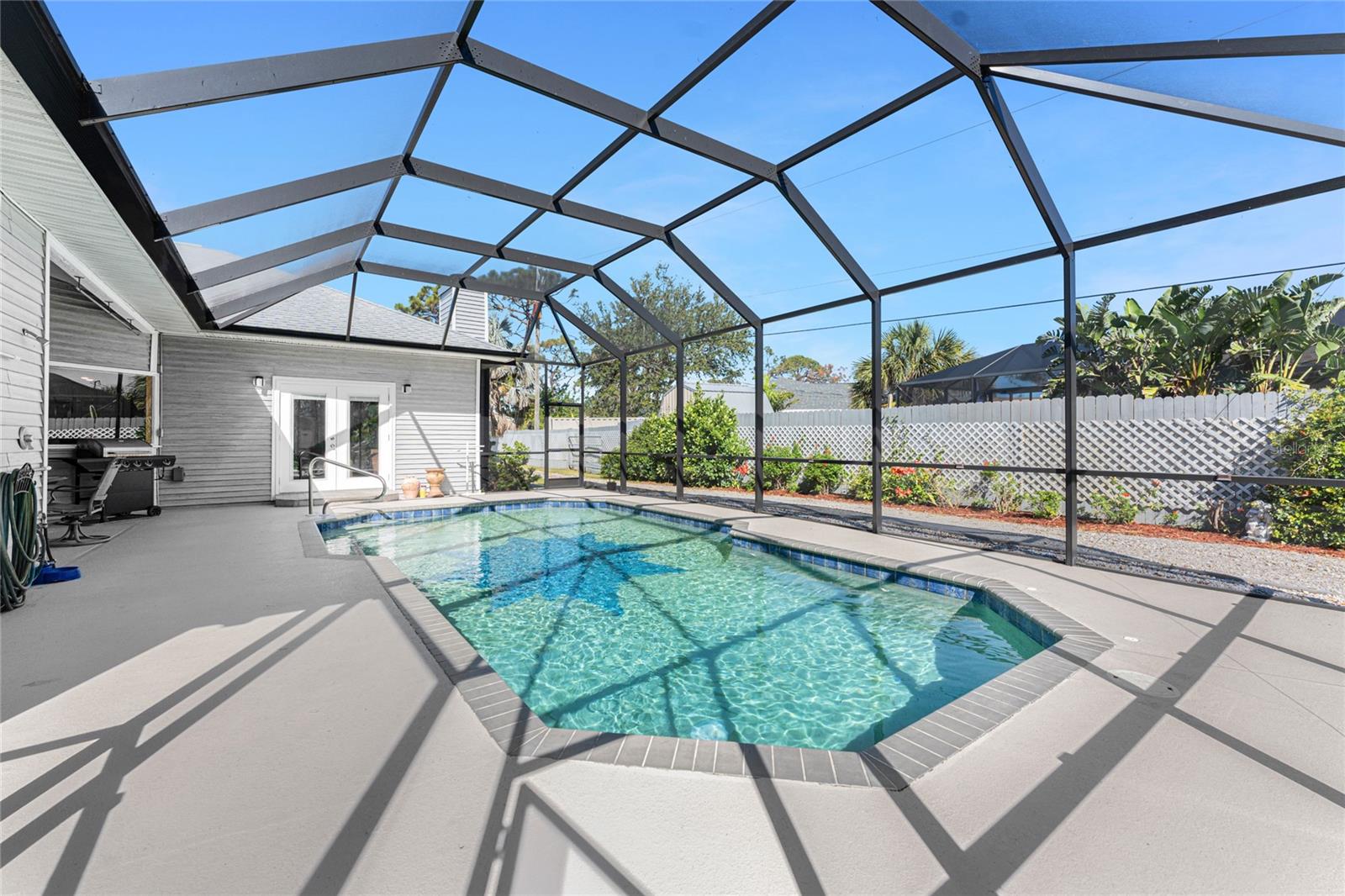 820 BAYSHORE DR, ENGLEWOOD, FL, 34223