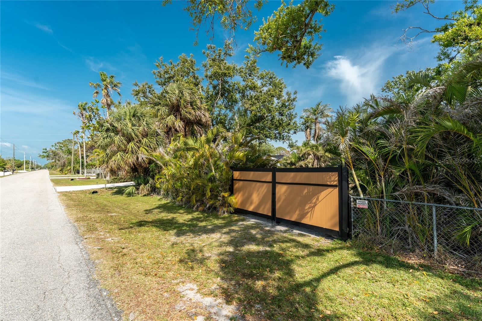 820 BAYSHORE DR, ENGLEWOOD, FL, 34223