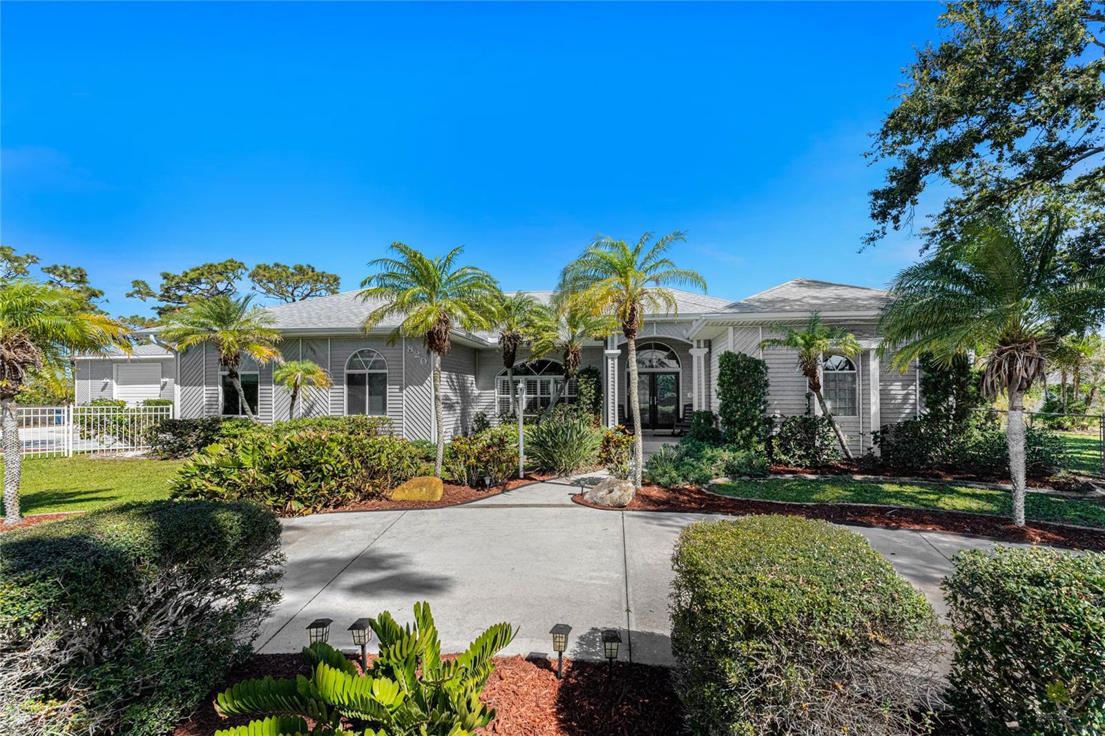 820 BAYSHORE DR, ENGLEWOOD, FL, 34223
