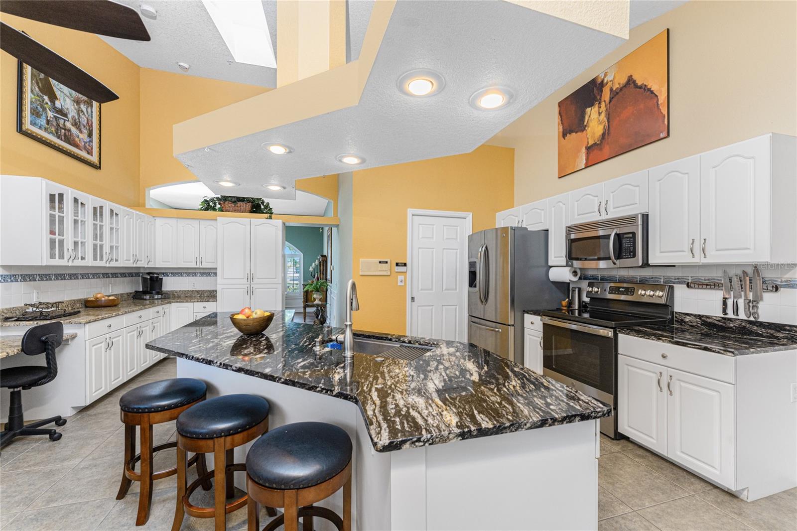 820 BAYSHORE DR, ENGLEWOOD, FL, 34223