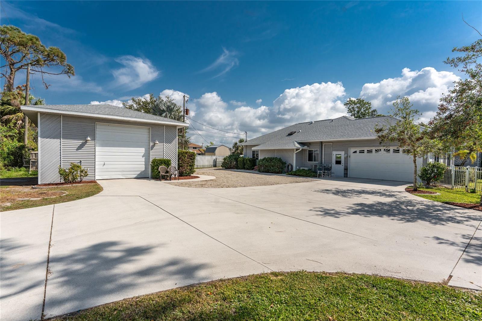 820 BAYSHORE DR, ENGLEWOOD, FL, 34223