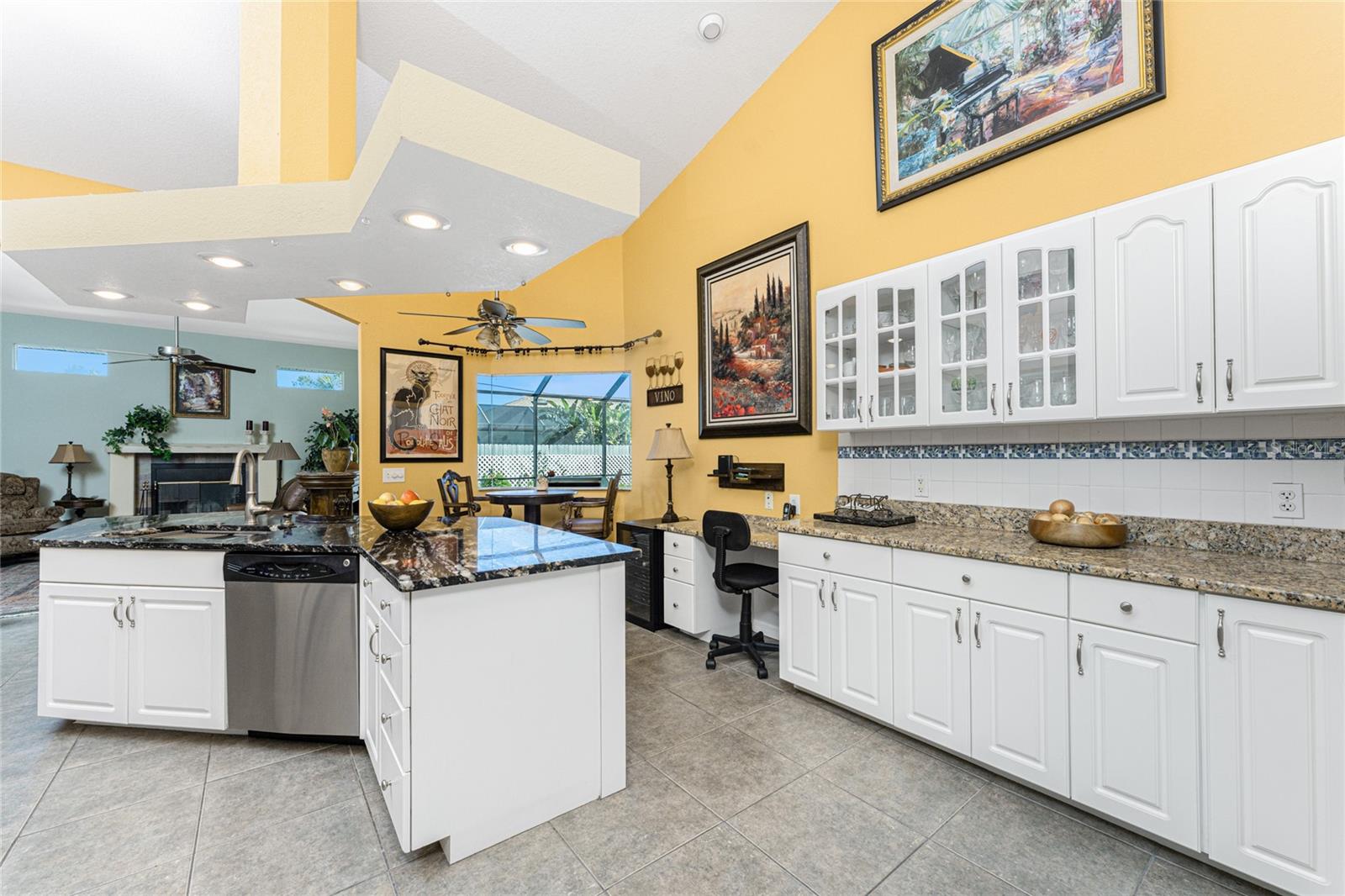 820 BAYSHORE DR, ENGLEWOOD, FL, 34223