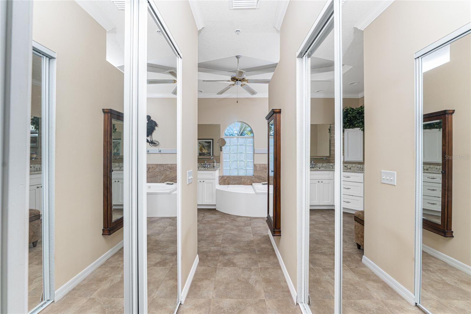 820 BAYSHORE DR, ENGLEWOOD, FL, 34223