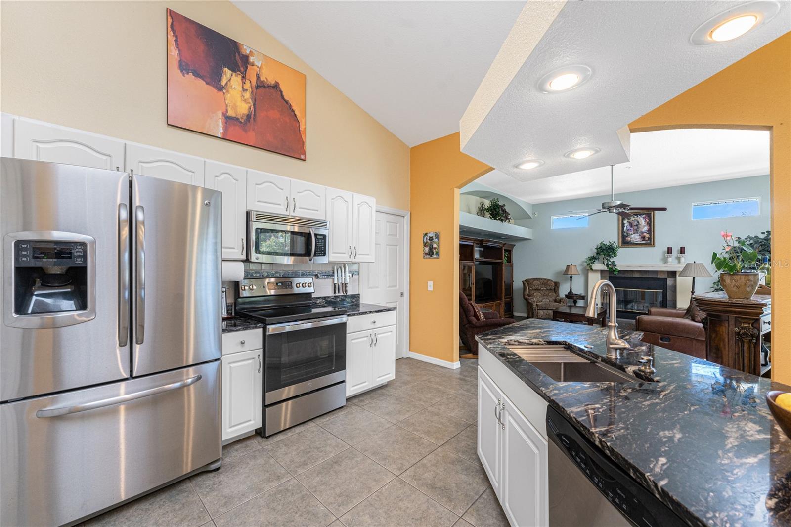 820 BAYSHORE DR, ENGLEWOOD, FL, 34223