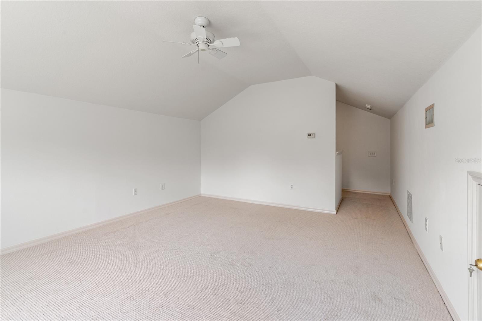 30829 IVERSON DR, WESLEY CHAPEL, FL, 33543