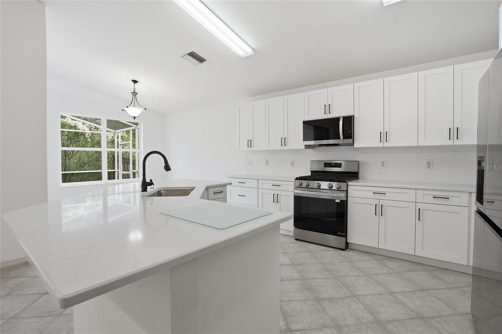 30829 IVERSON DR, WESLEY CHAPEL, FL, 33543