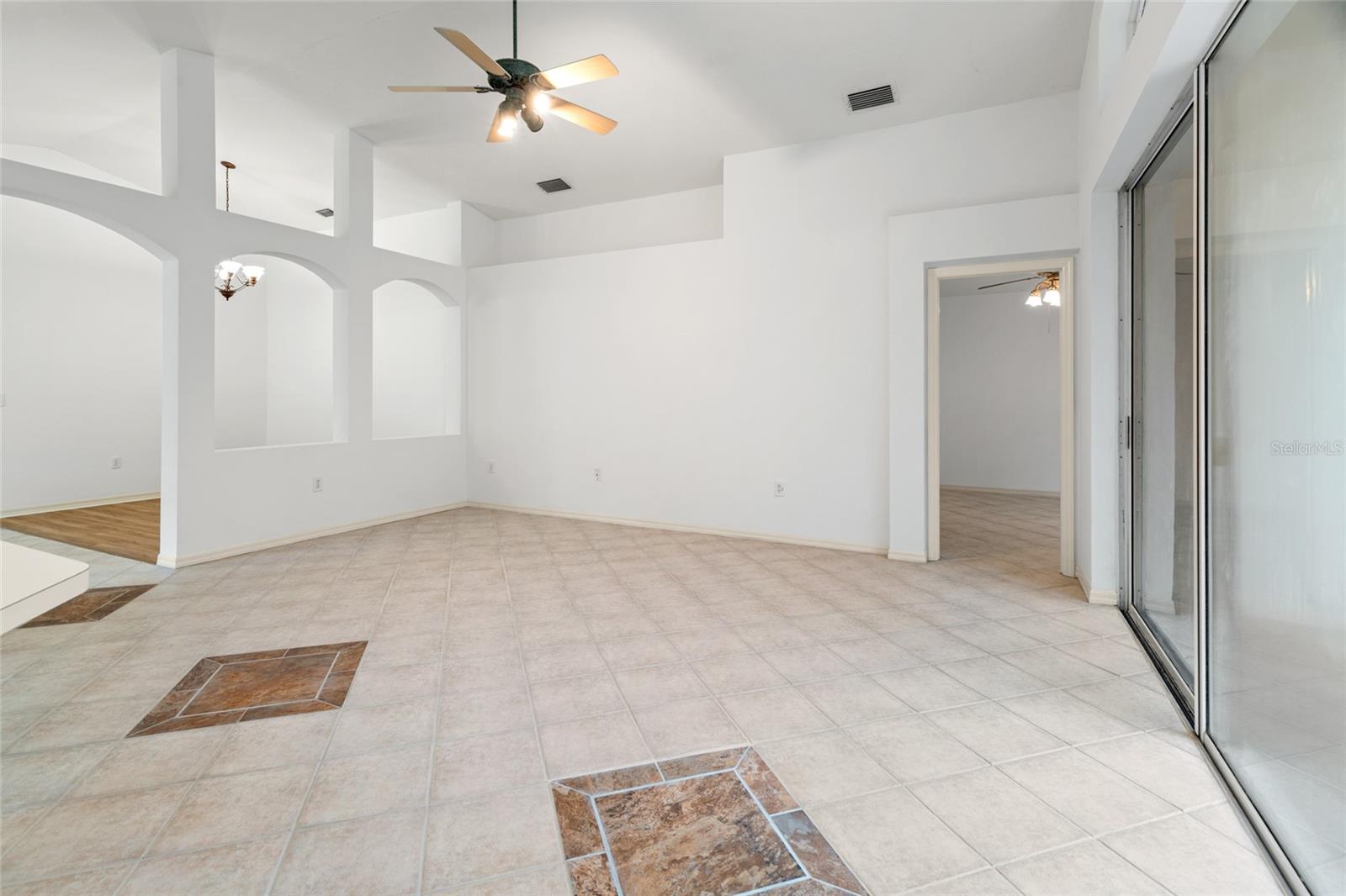 30829 IVERSON DR, WESLEY CHAPEL, FL, 33543