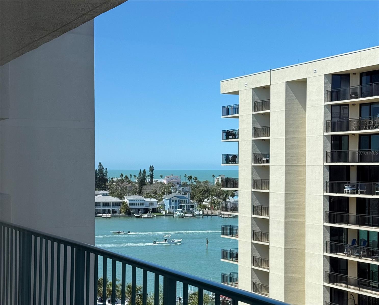 670 ISLAND WAY #806, CLEARWATER BEACH, FL, 33767