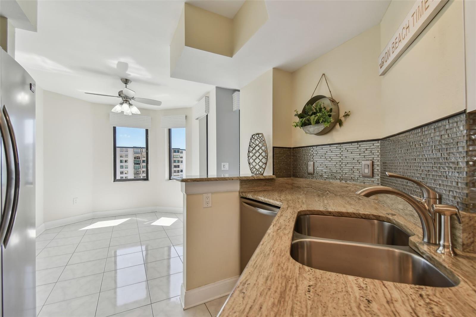 670 ISLAND WAY #806, CLEARWATER BEACH, FL, 33767