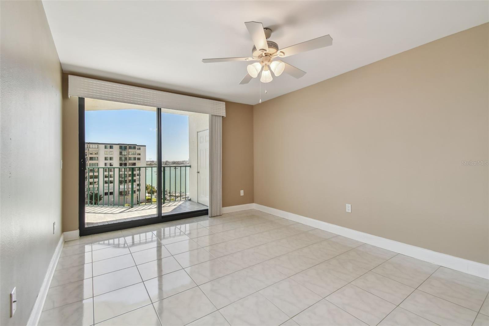 670 ISLAND WAY #806, CLEARWATER BEACH, FL, 33767