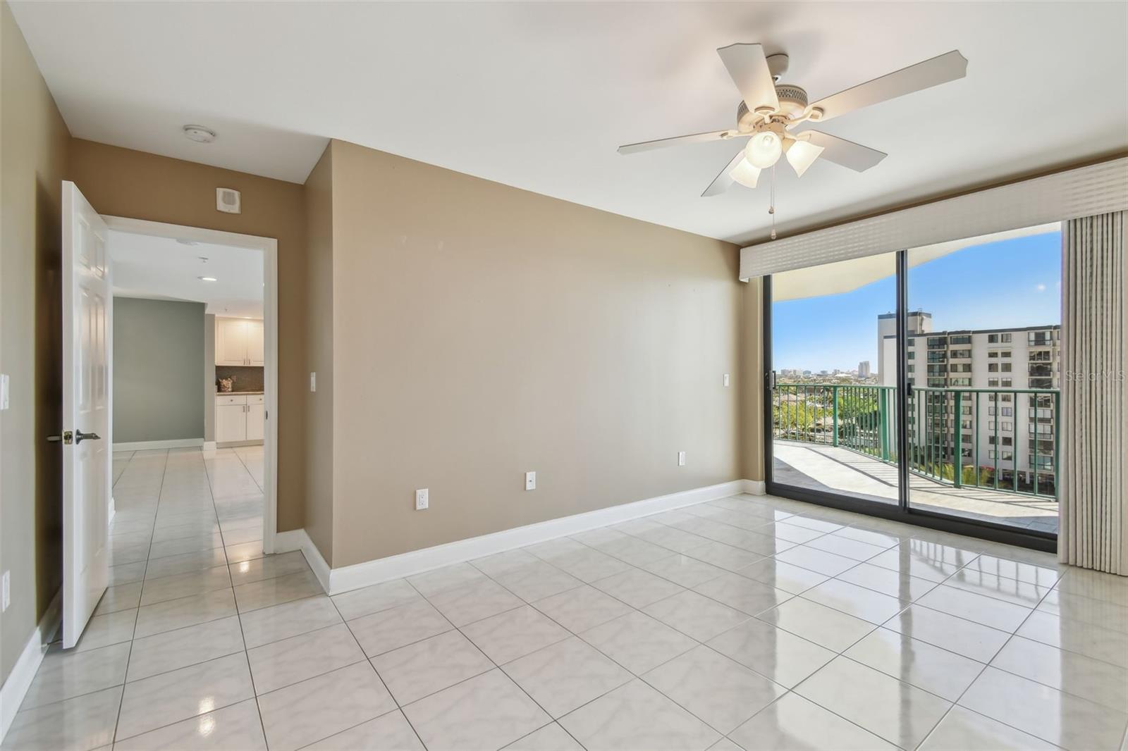670 ISLAND WAY #806, CLEARWATER BEACH, FL, 33767
