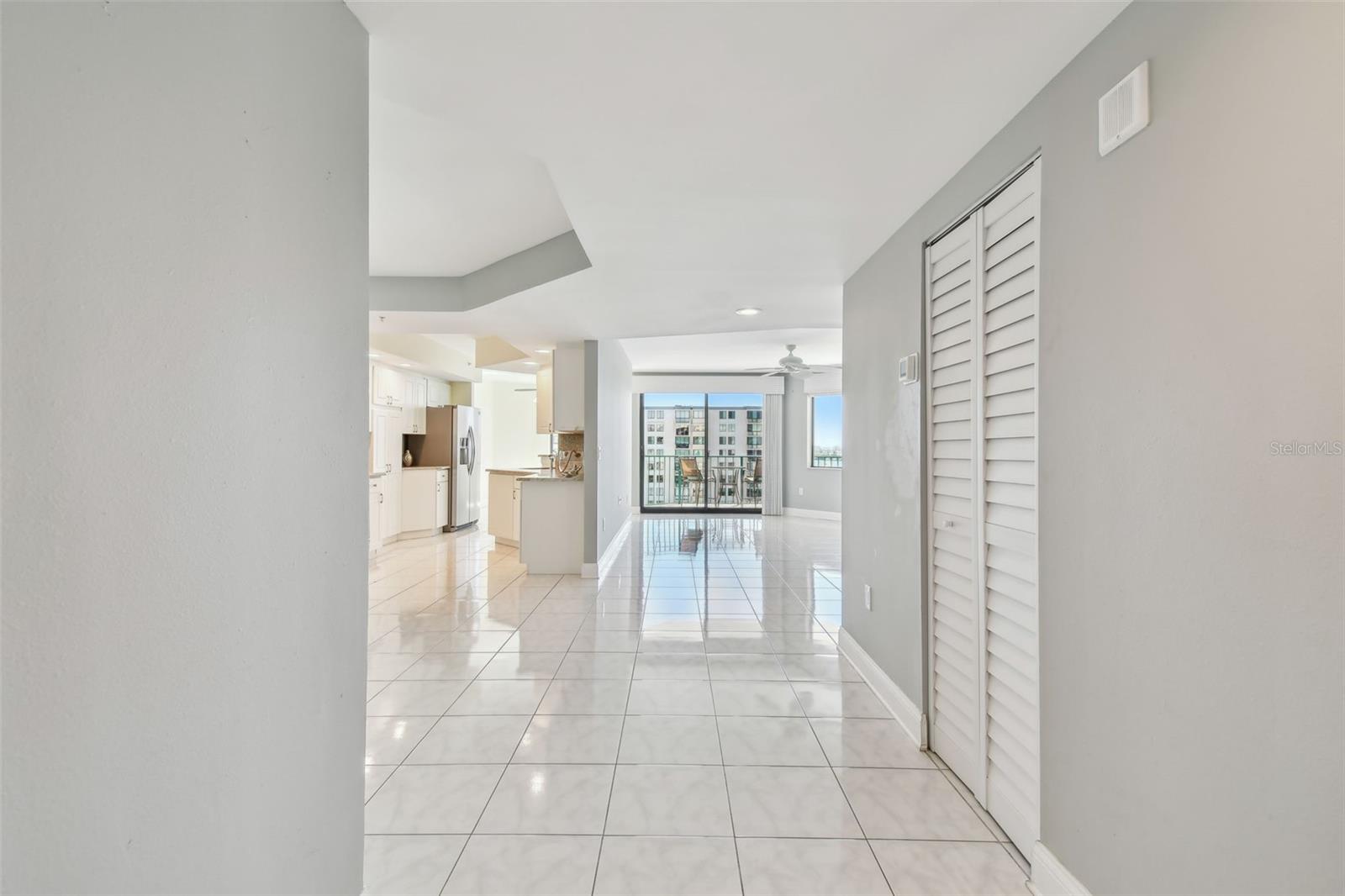670 ISLAND WAY #806, CLEARWATER BEACH, FL, 33767