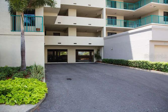 670 ISLAND WAY #806, CLEARWATER BEACH, FL, 33767