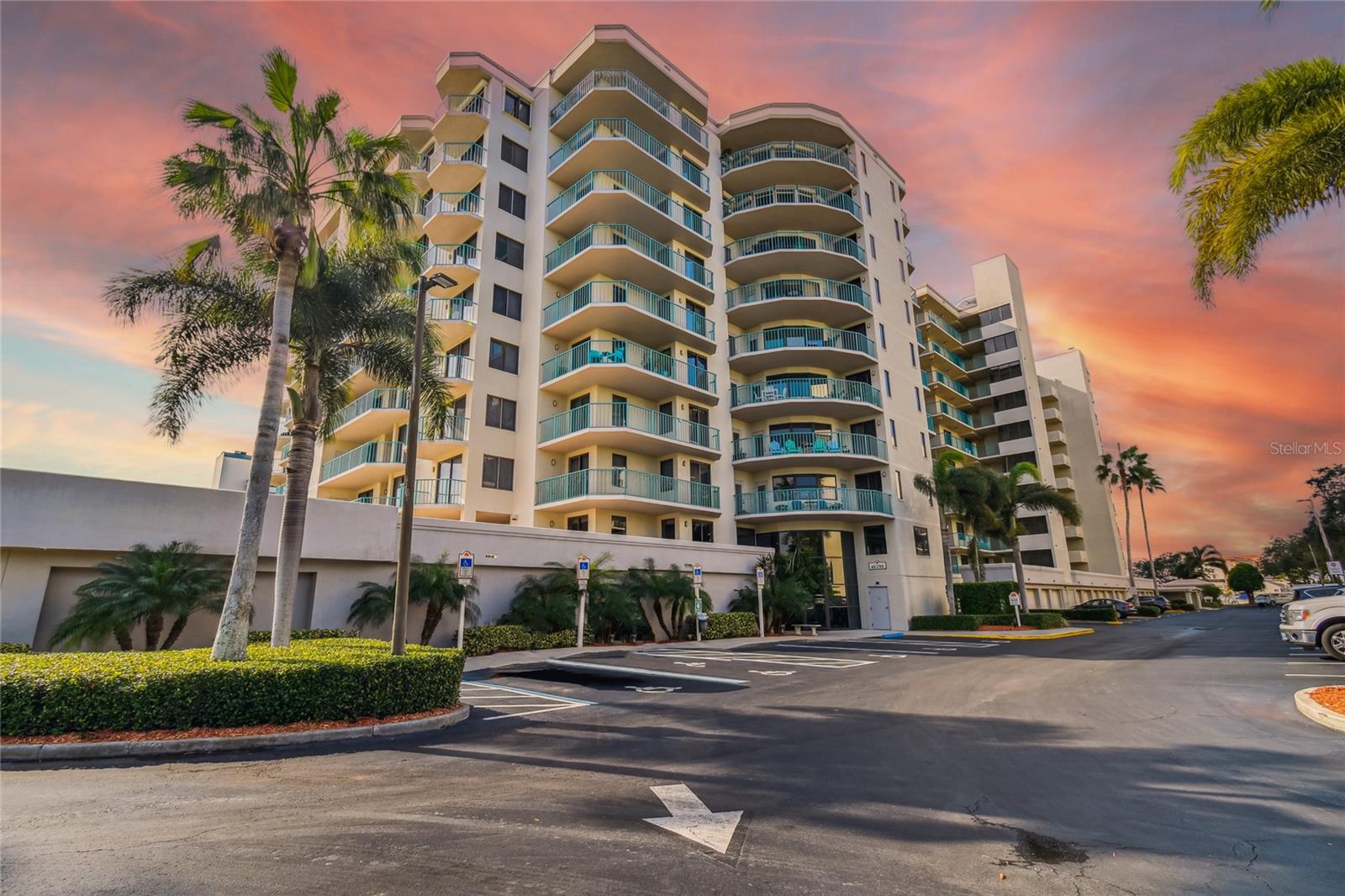 670 ISLAND WAY #806, CLEARWATER BEACH, FL, 33767