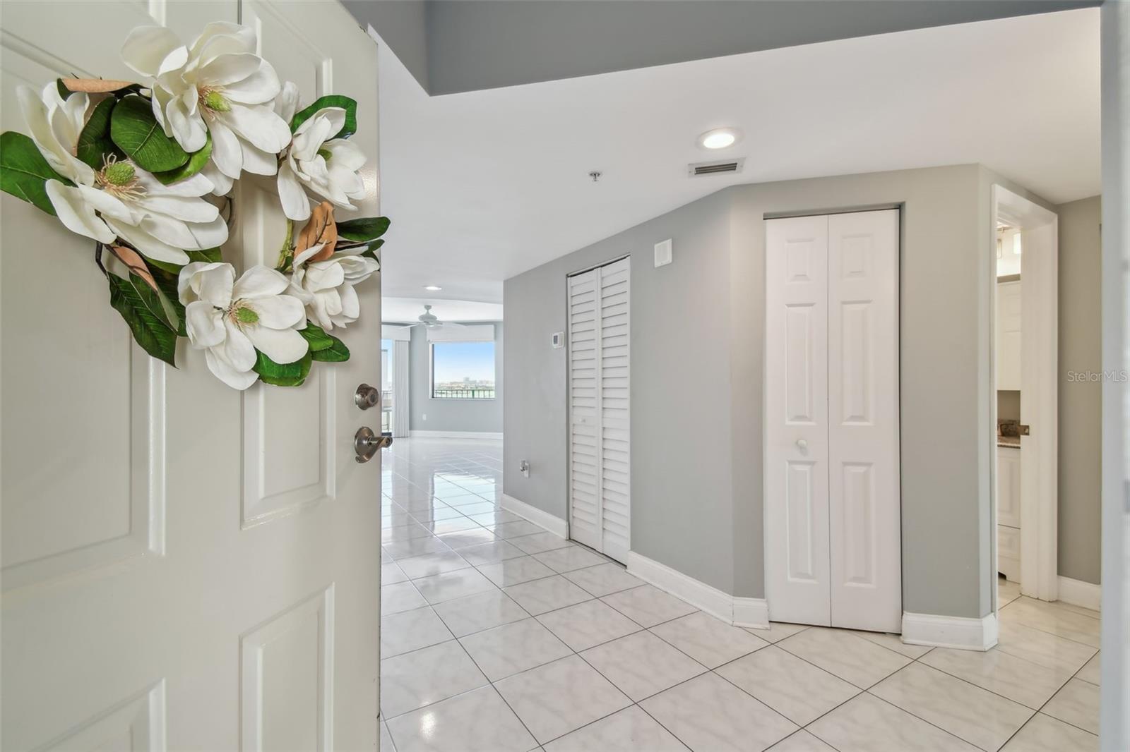 670 ISLAND WAY #806, CLEARWATER BEACH, FL, 33767