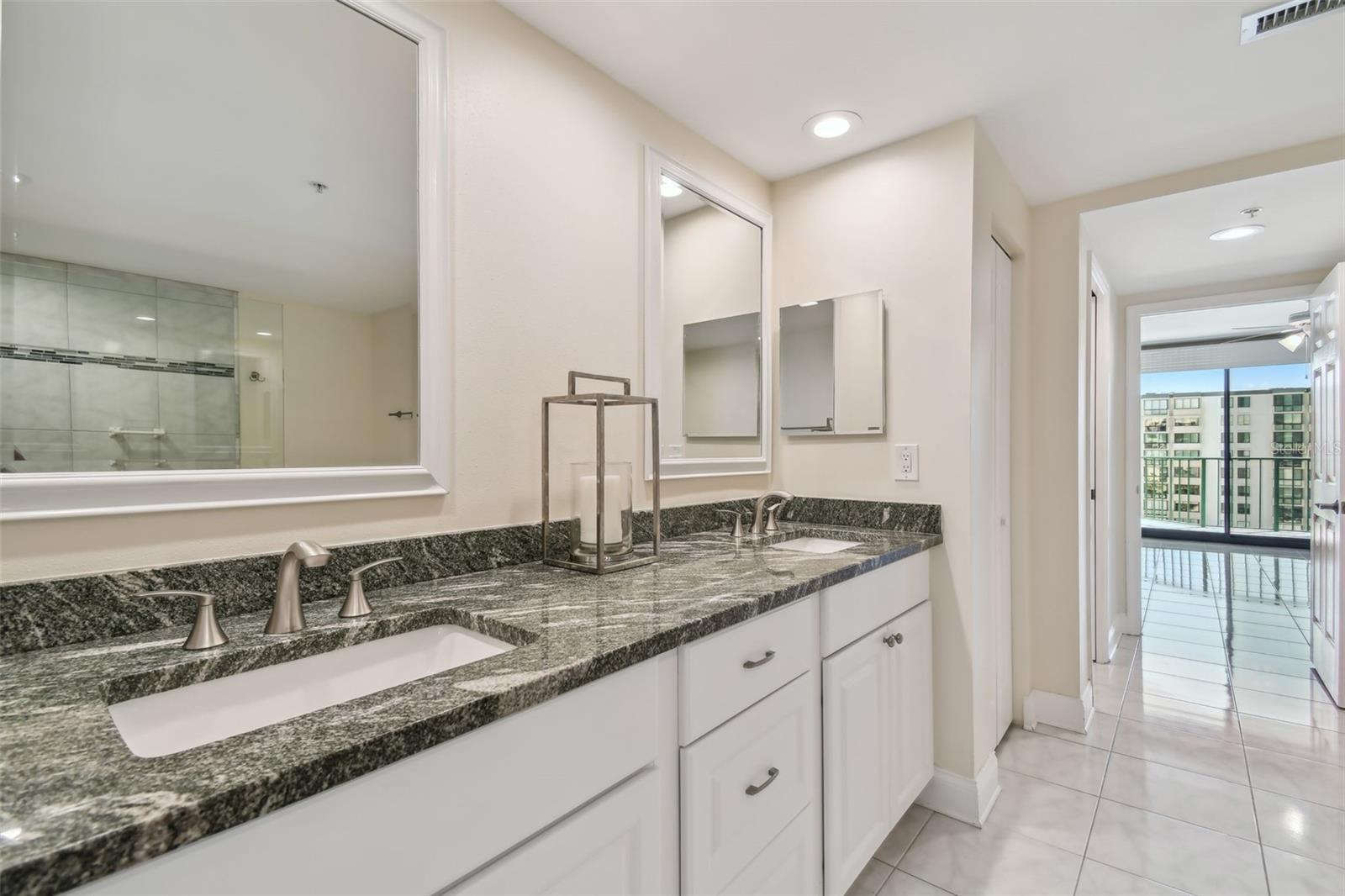 670 ISLAND WAY #806, CLEARWATER BEACH, FL, 33767