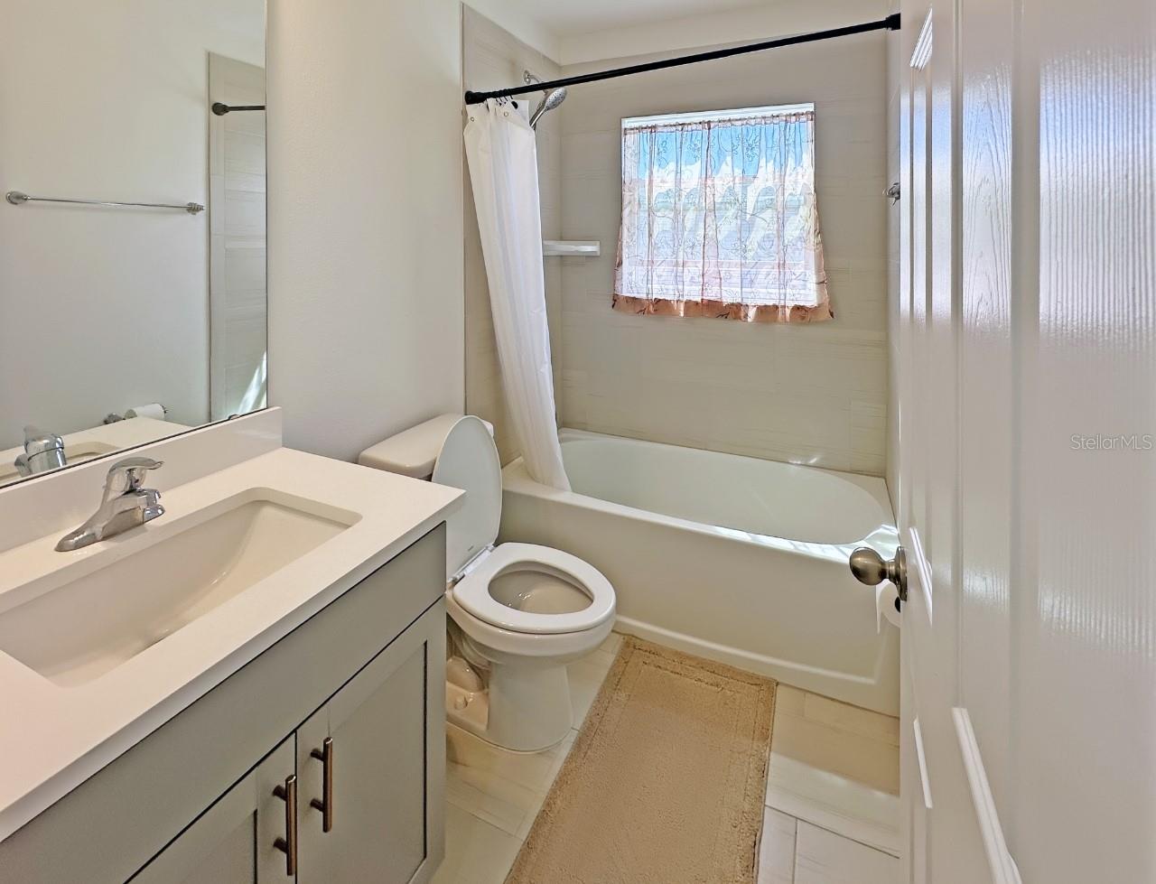 827 DENNIS AVE, ORLANDO, FL, 32807