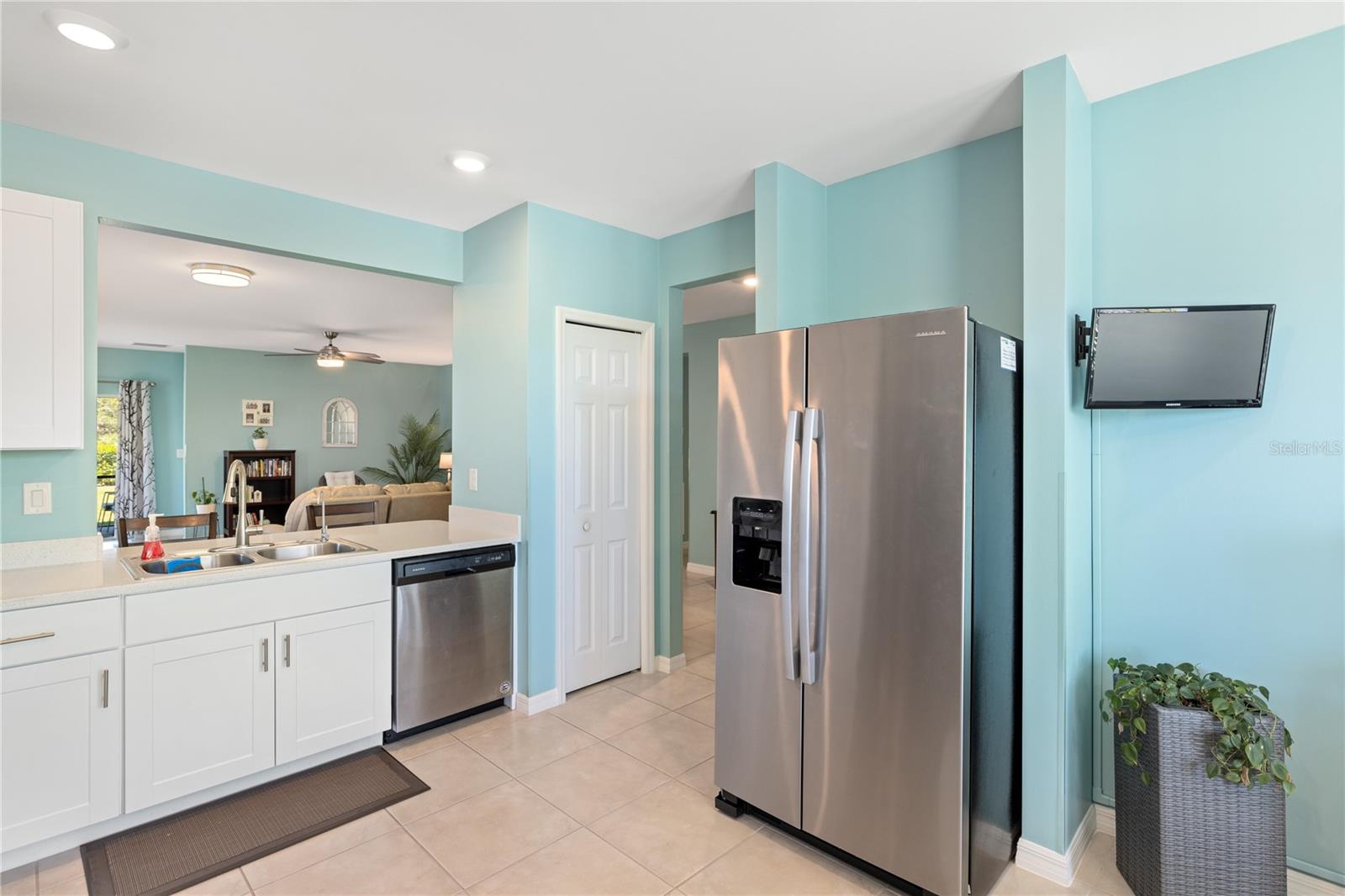 25292 E LENOX CIR, PUNTA GORDA, FL, 33950