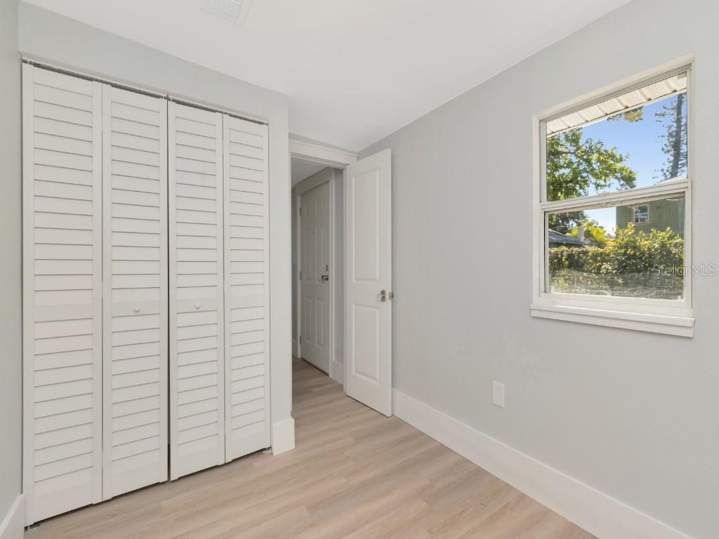 1010 8TH AVE S, ST PETERSBURG, FL, 33705