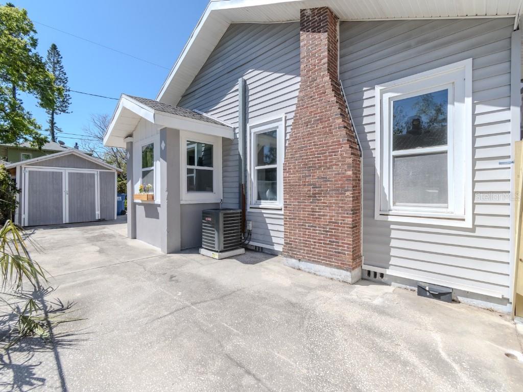 1010 8TH AVE S, ST PETERSBURG, FL, 33705