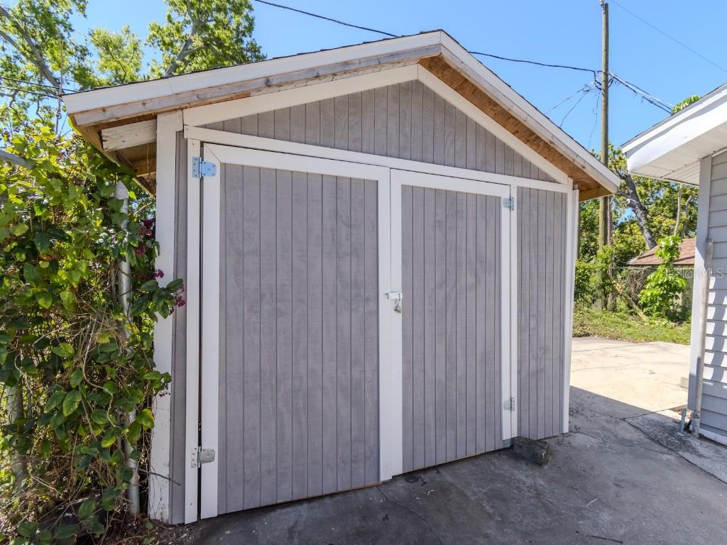 1010 8TH AVE S, ST PETERSBURG, FL, 33705
