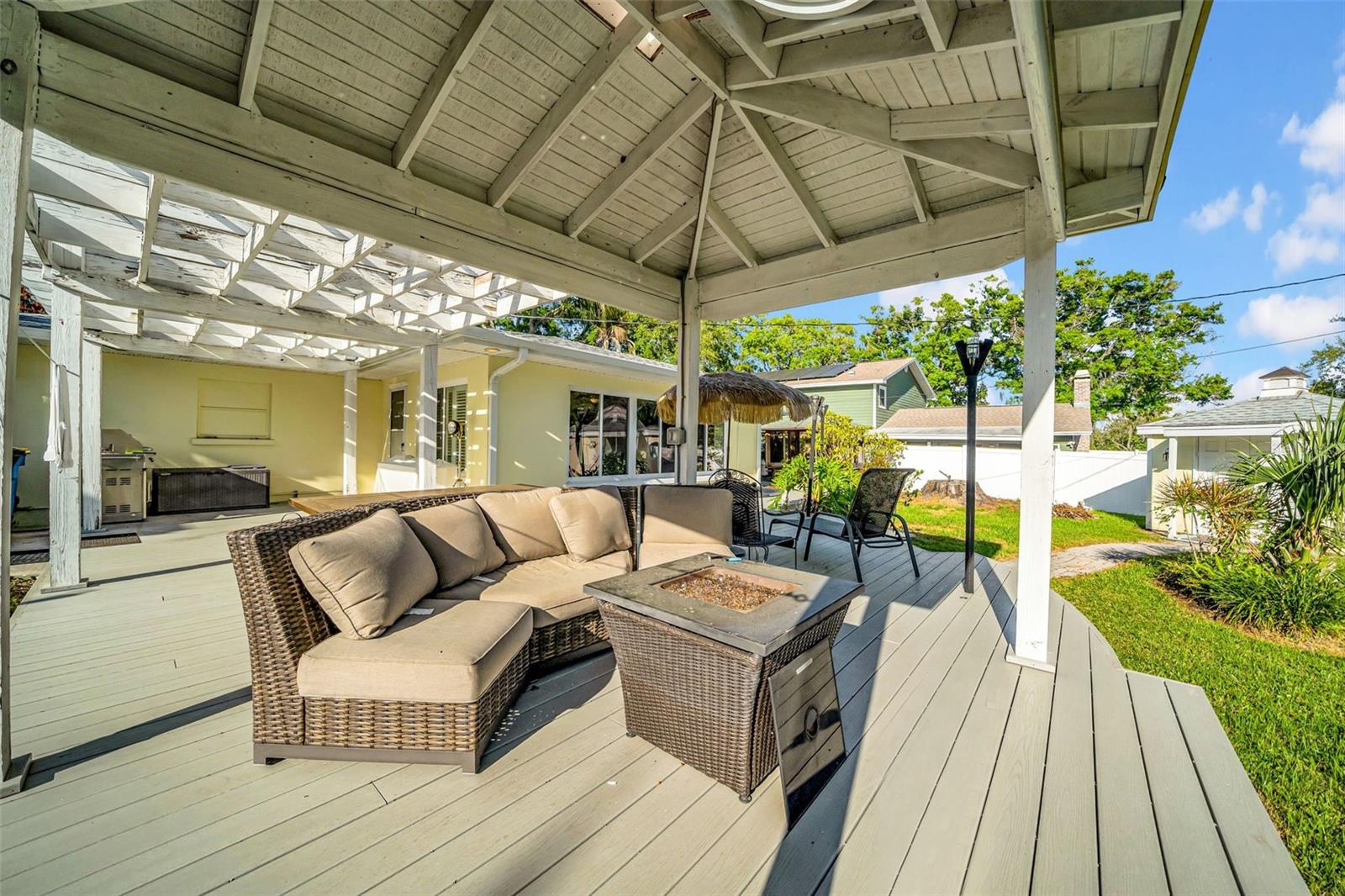 3167 BAY LN, CLEARWATER, FL, 33759