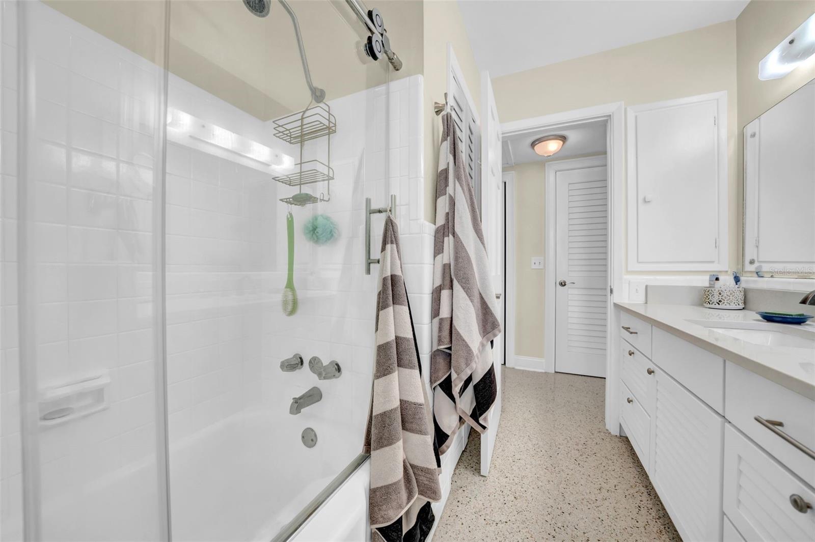3167 BAY LN, CLEARWATER, FL, 33759