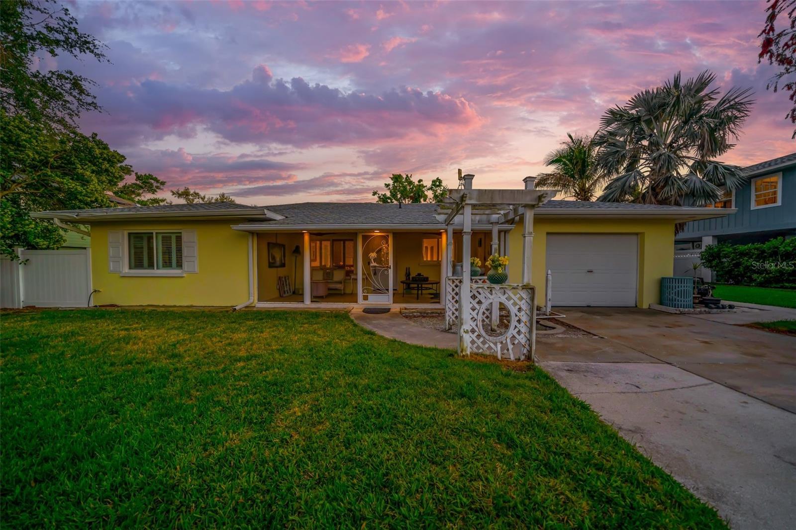 3167 BAY LN, CLEARWATER, FL, 33759