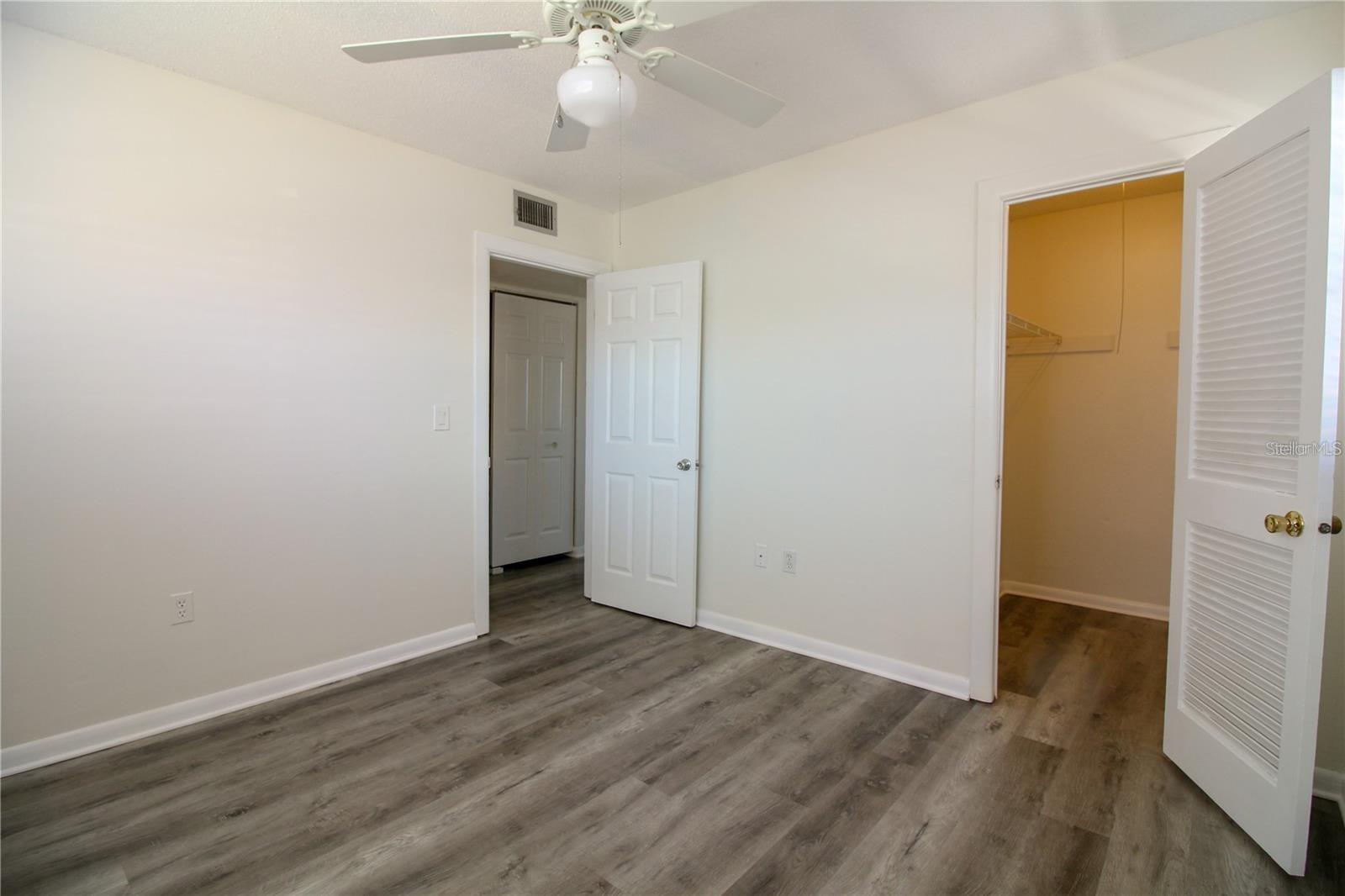 1920 E EDGEWOOD DR #D1, LAKELAND, FL, 33803