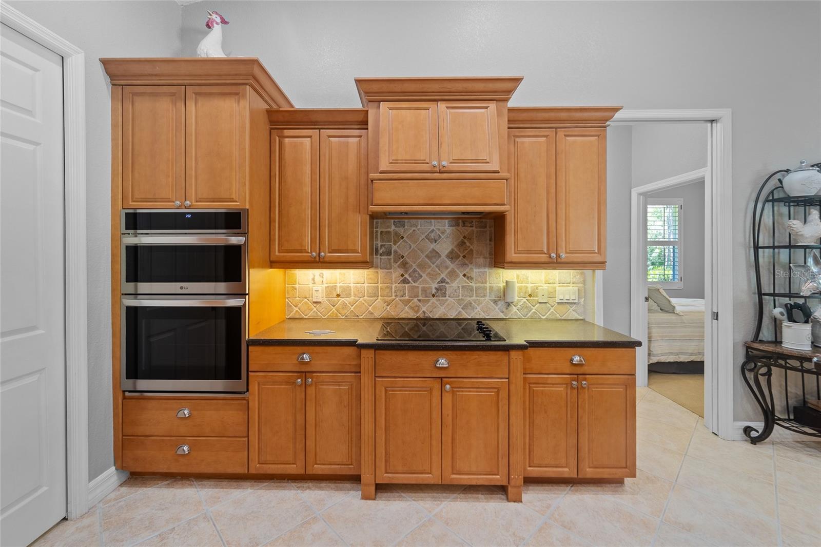 13955 PINE WOODS LN E, SARASOTA, FL, 34240
