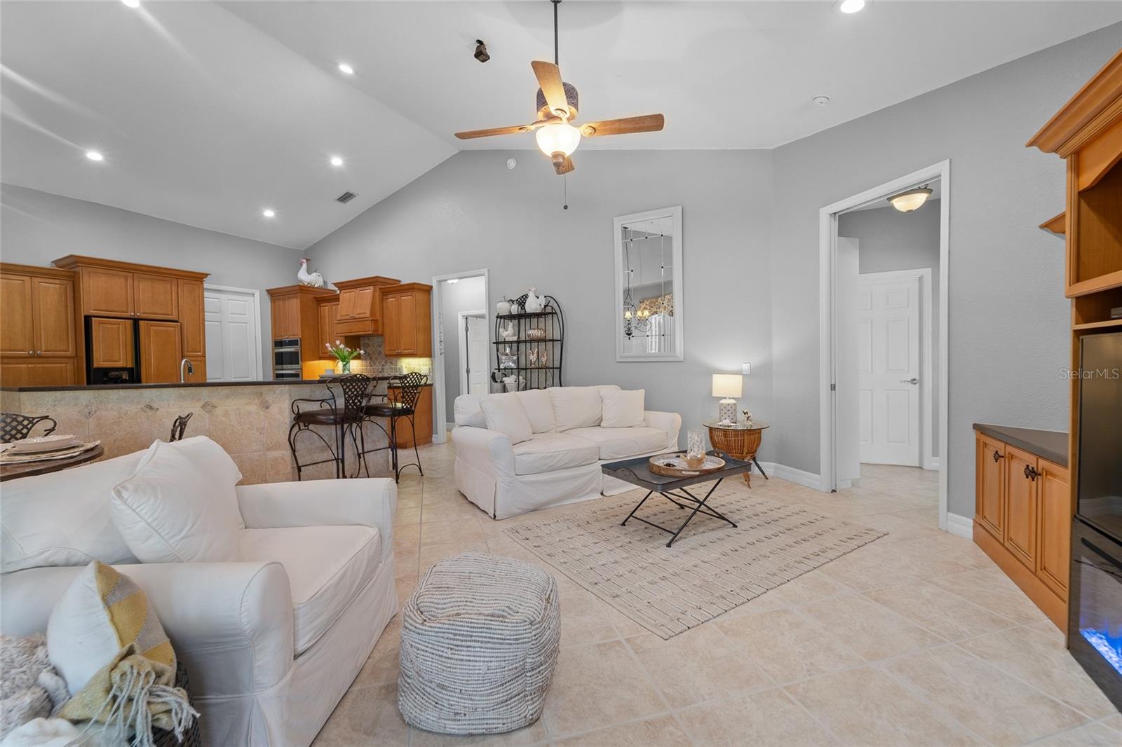 13955 PINE WOODS LN E, SARASOTA, FL, 34240