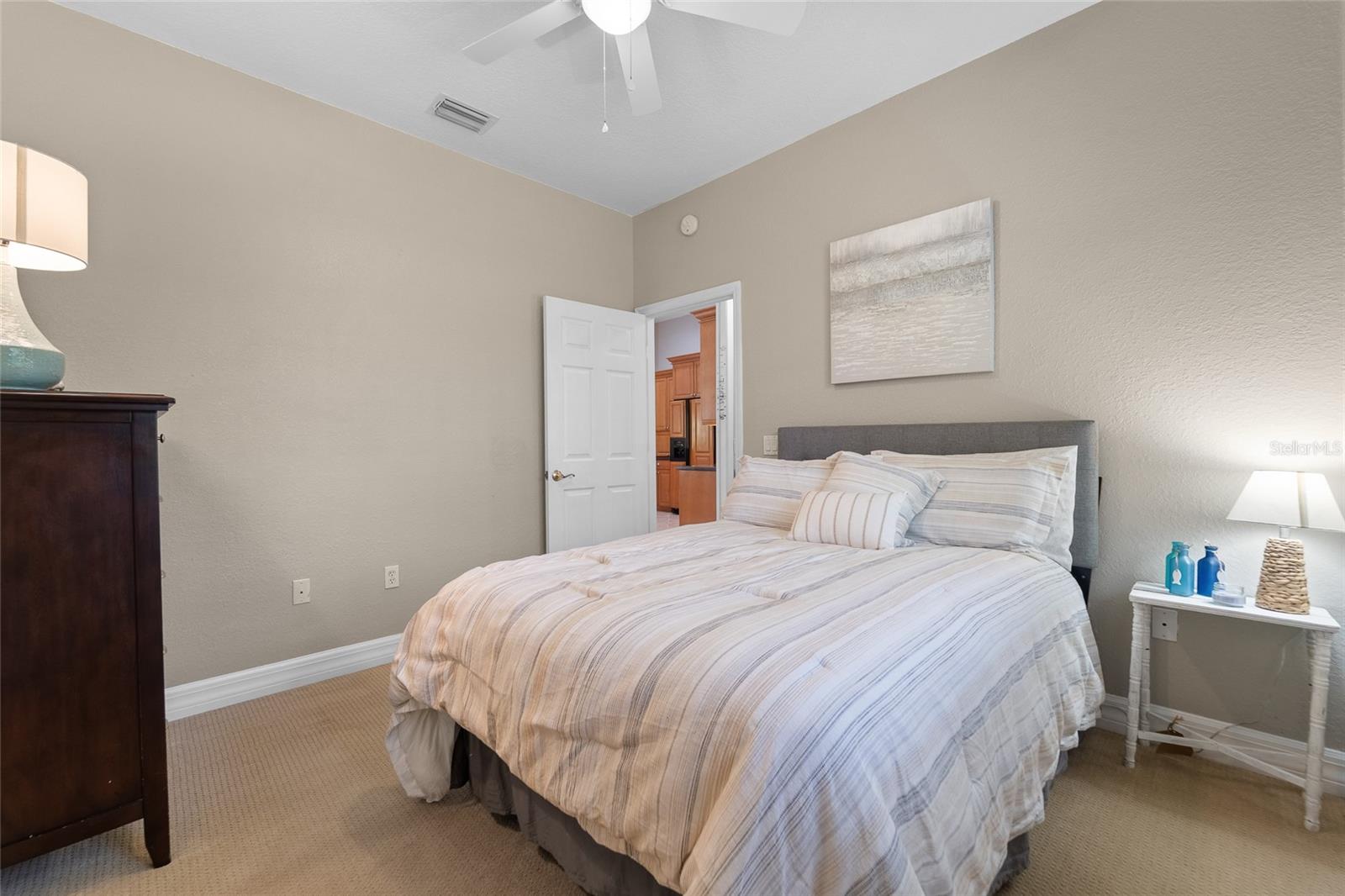 13955 PINE WOODS LN E, SARASOTA, FL, 34240