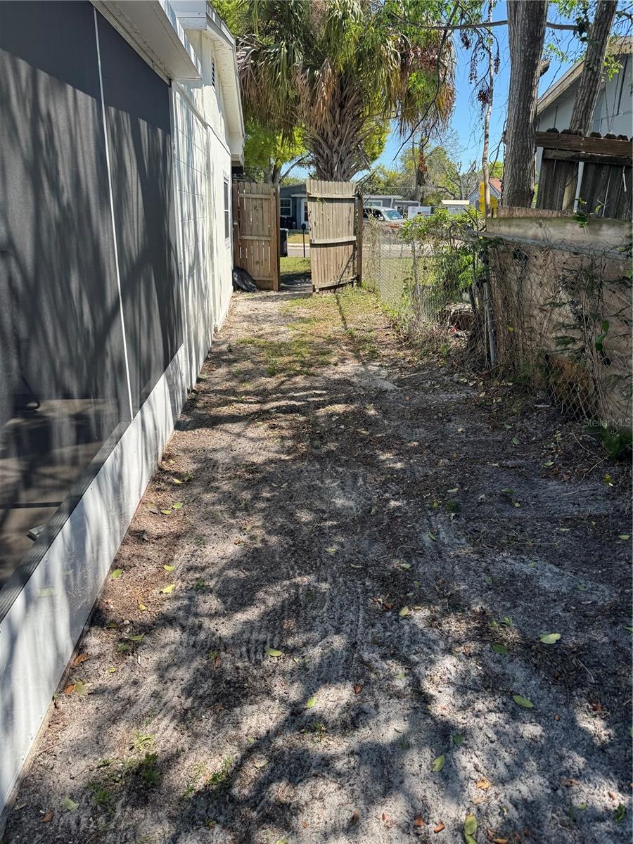 2336 NANSEN AVE, ORLANDO, FL, 32817