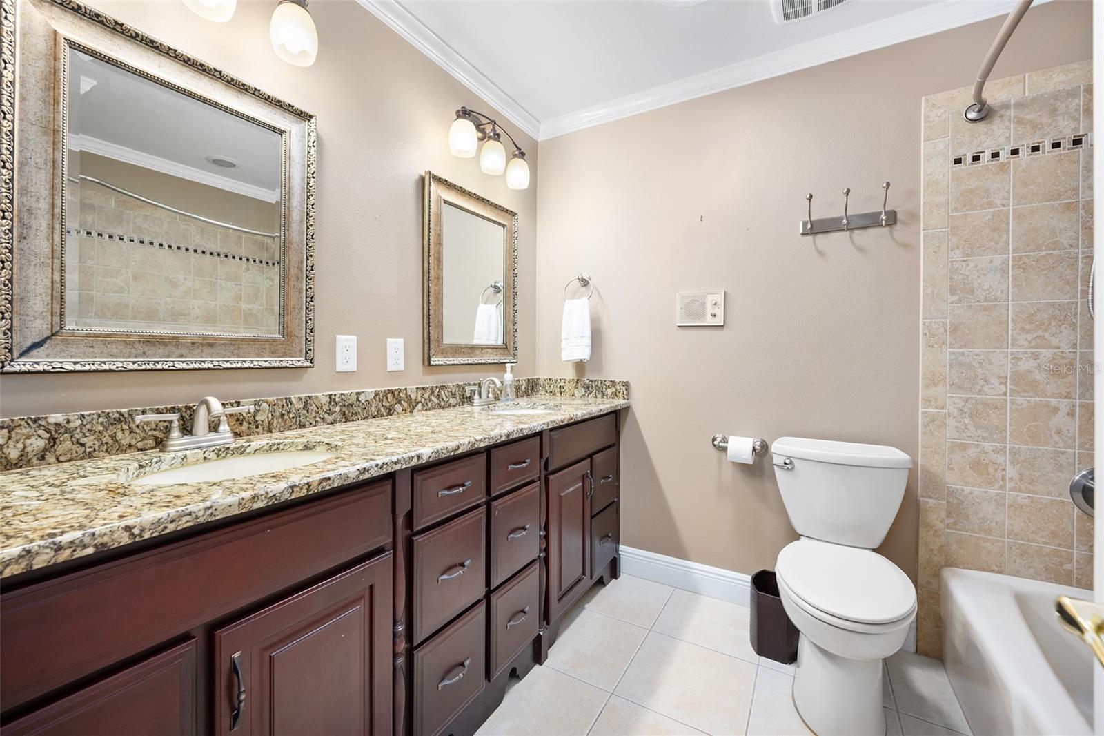 19 TWIN RIVER DR, ORMOND BEACH, FL, 32174