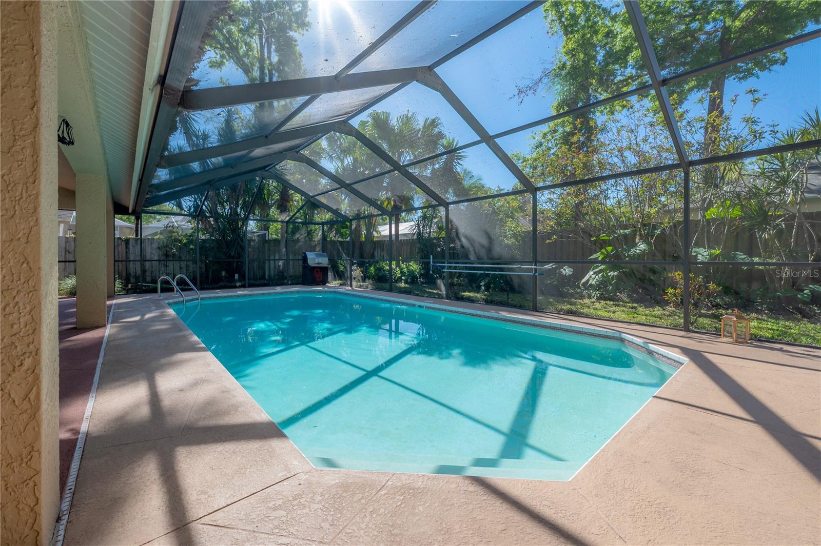 505 STRATFIELD DR, LUTZ, FL, 33549