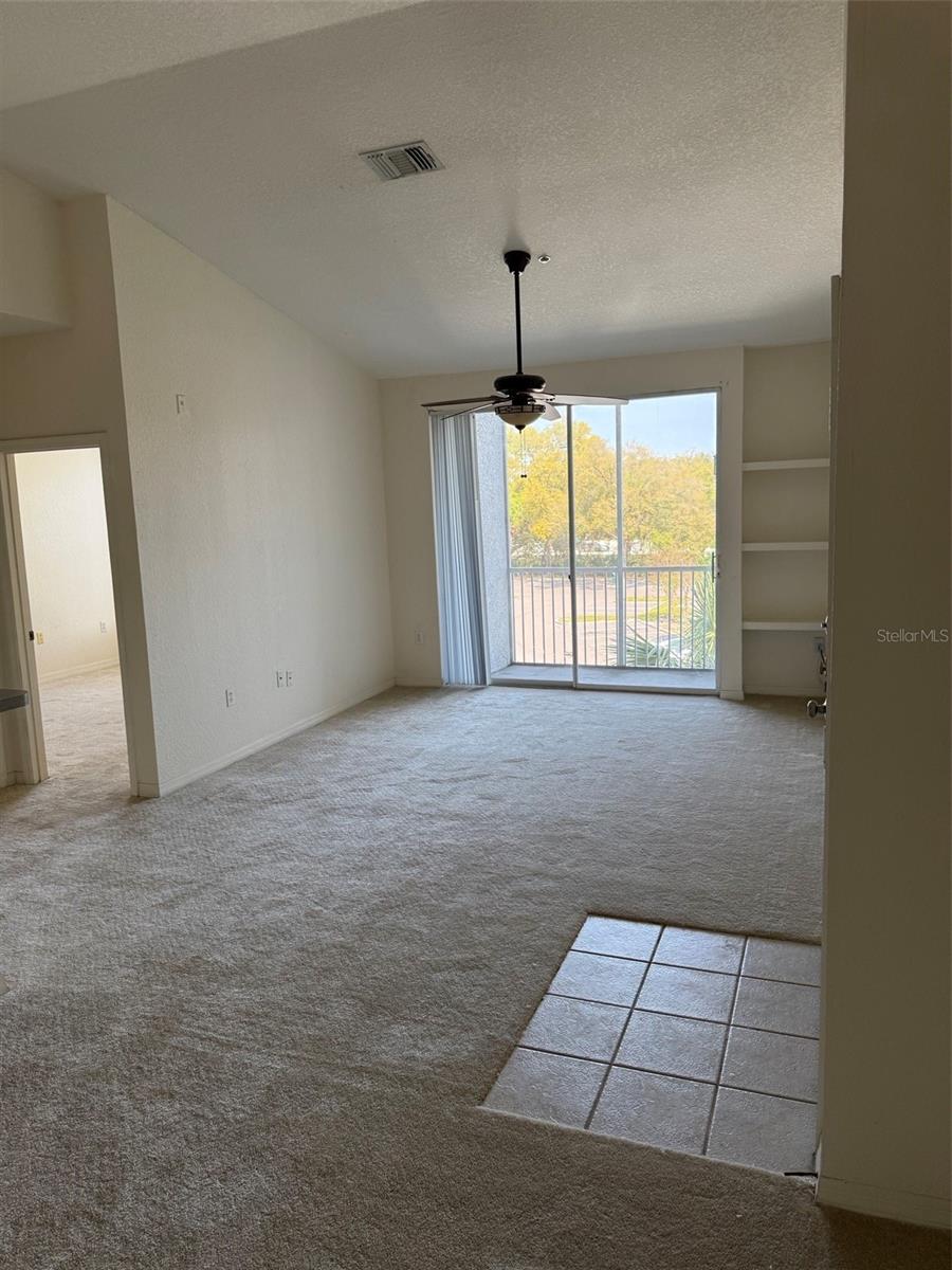 5823 LEGACY CRESCENT PL #301, RIVERVIEW, FL, 33578