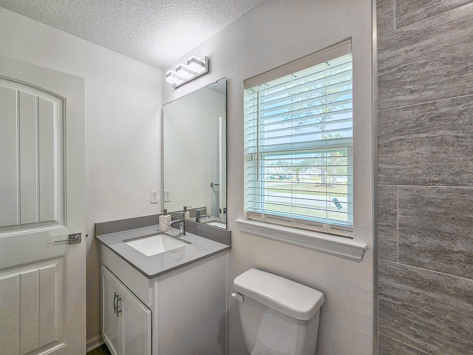 1 SERVICE TREE PL, PALM COAST, FL, 32164