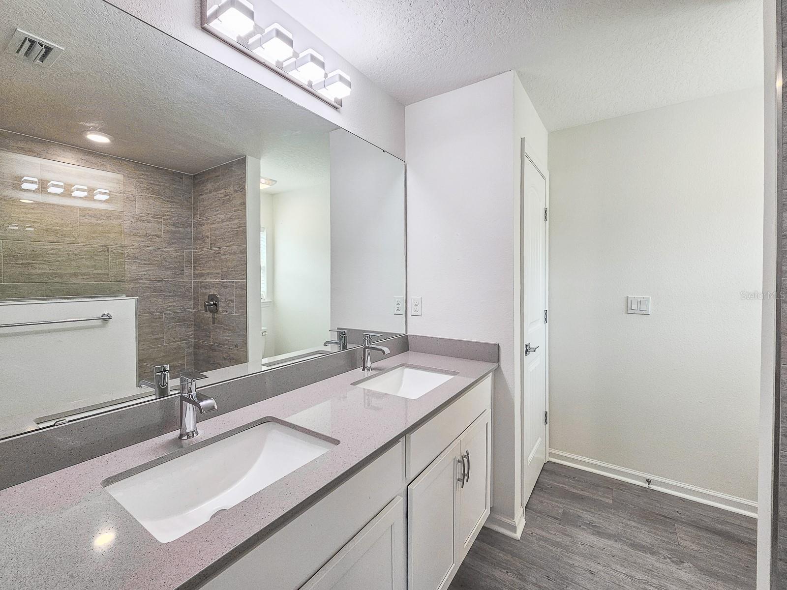 1 SERVICE TREE PL, PALM COAST, FL, 32164