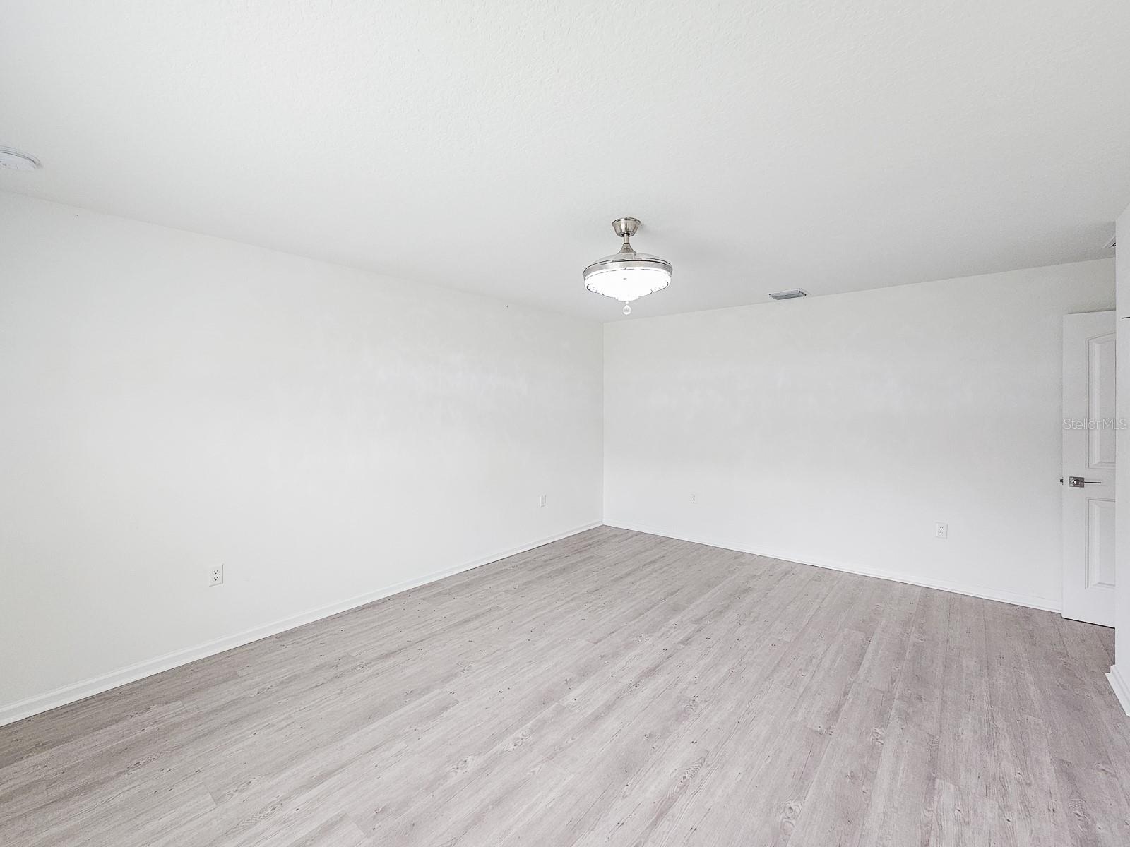 1 SERVICE TREE PL, PALM COAST, FL, 32164