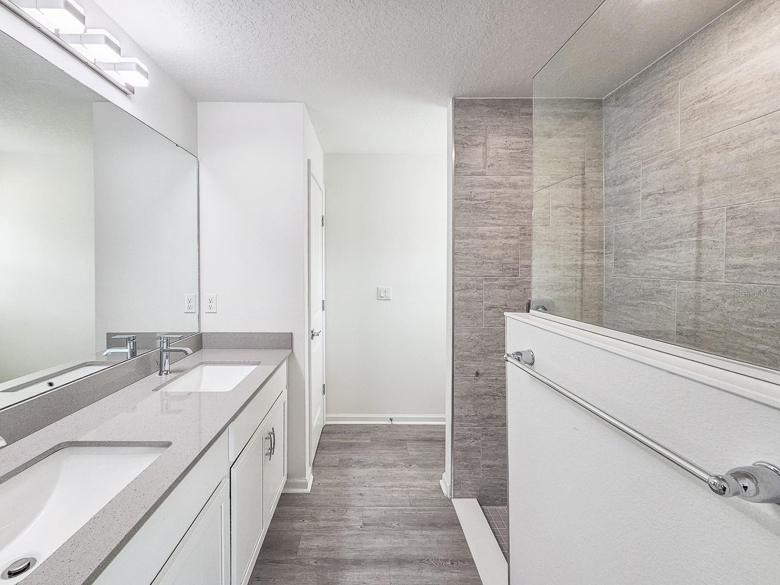 1 SERVICE TREE PL, PALM COAST, FL, 32164