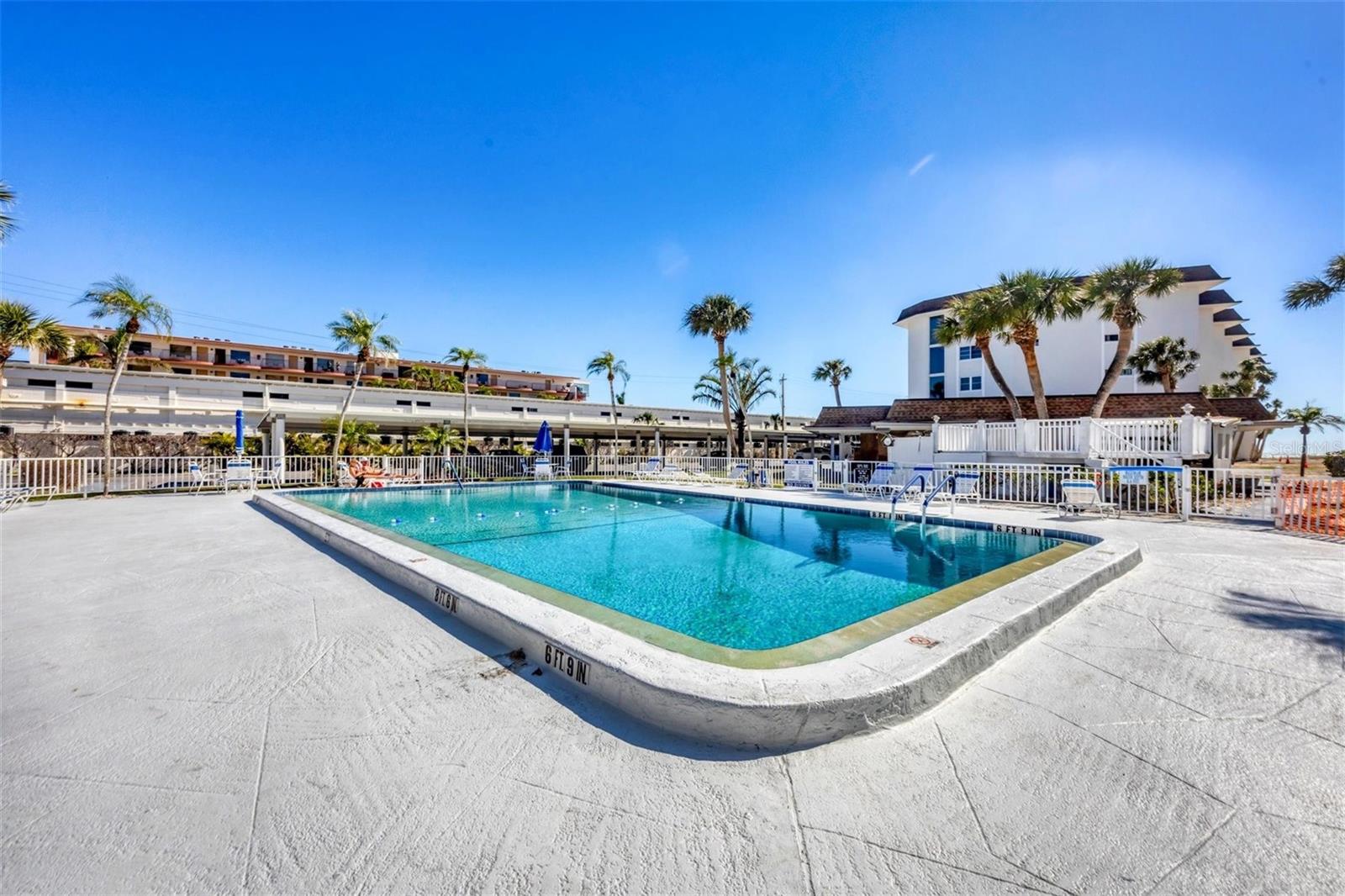 2100 BENJAMIN FRANKLIN DR #104, SARASOTA, FL, 34236