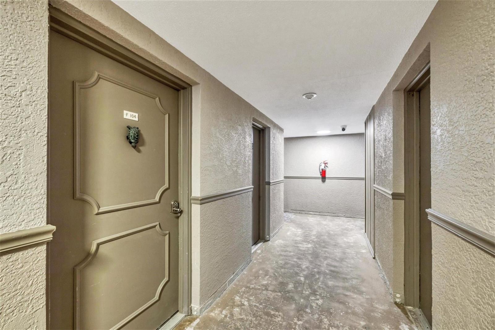 2100 BENJAMIN FRANKLIN DR #104, SARASOTA, FL, 34236