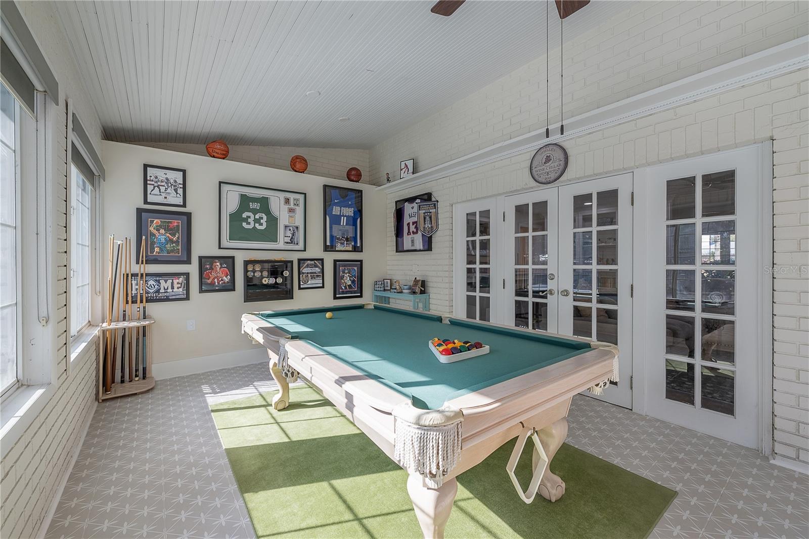 7922 SPRING VALLEY DR, TAMPA, FL, 33615