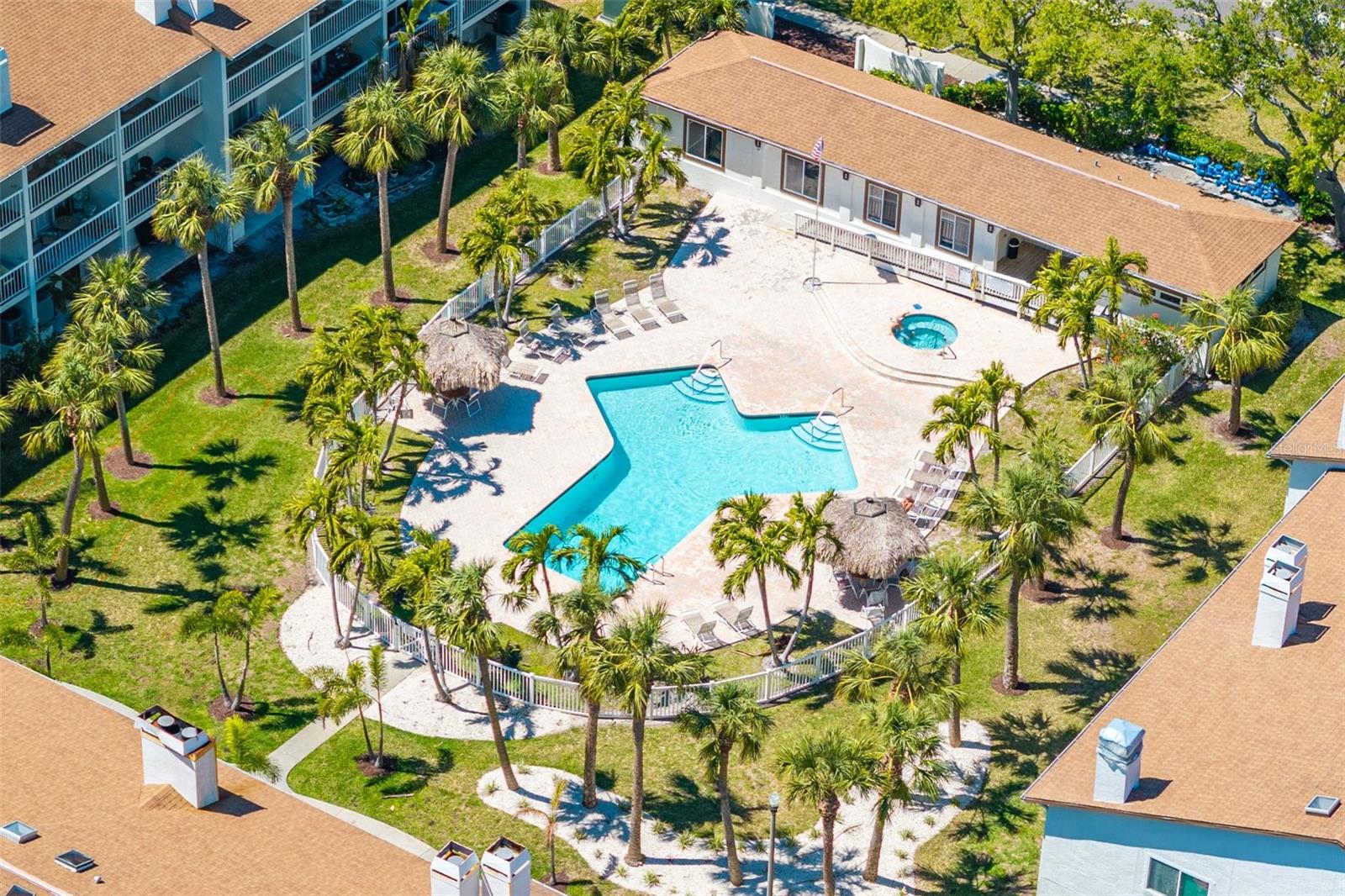 301 MADEIRA CIR, TIERRA VERDE, FL, 33715