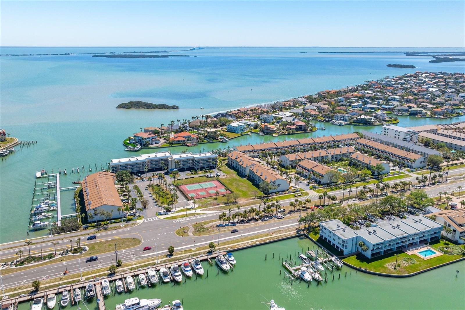 301 MADEIRA CIR, TIERRA VERDE, FL, 33715