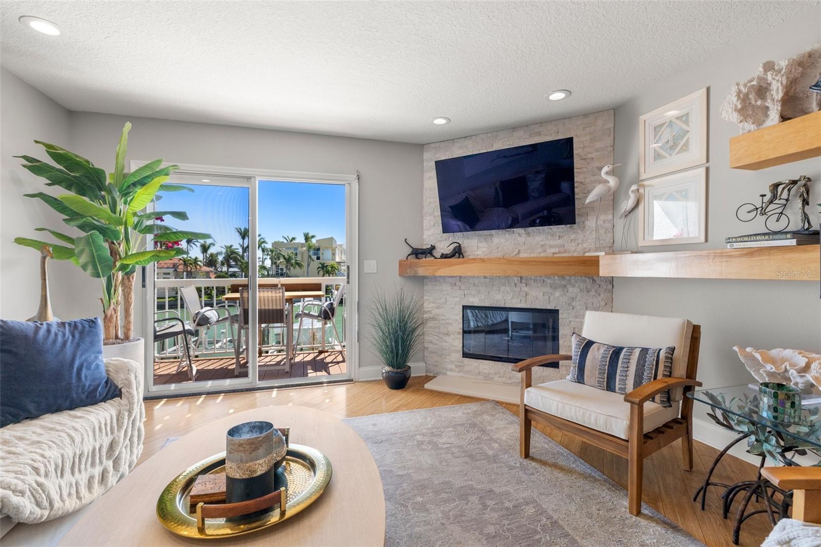 301 MADEIRA CIR, TIERRA VERDE, FL, 33715